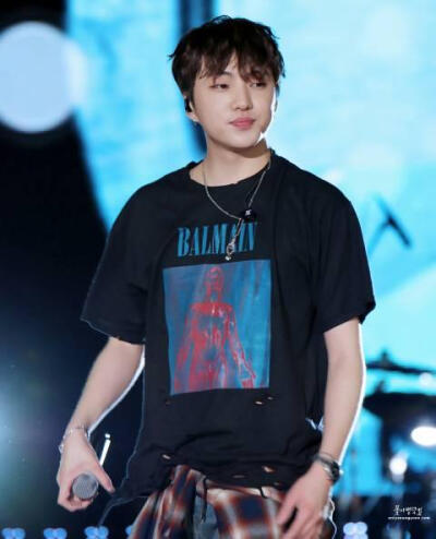 姜昇润 YOON
✨ⓌⒾⓃⓃⒺⓇ✨