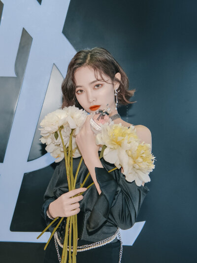 许佳琪
©太空废品中心