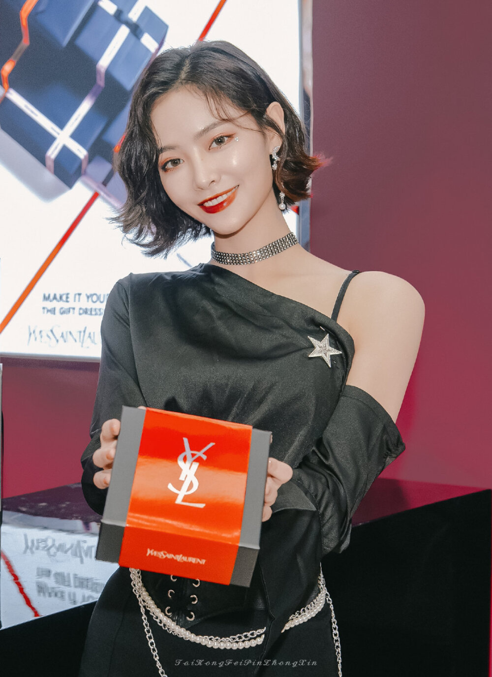 许佳琪
©太空废品中心