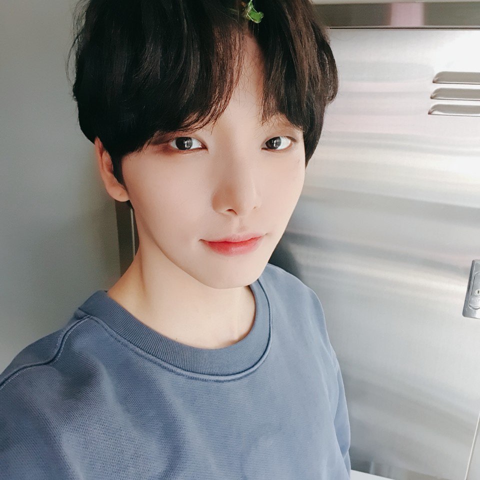 ONEUS 李抒澔/SEO HO
cr.official_oneus