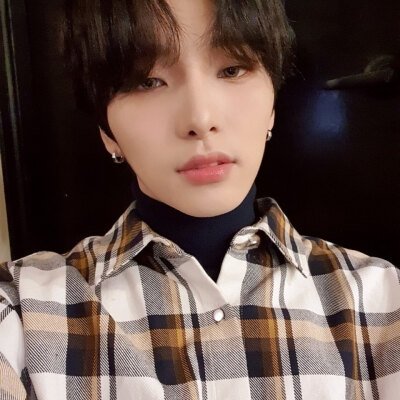 ONEUS 李抒澔/SEO HO
cr.official_oneus