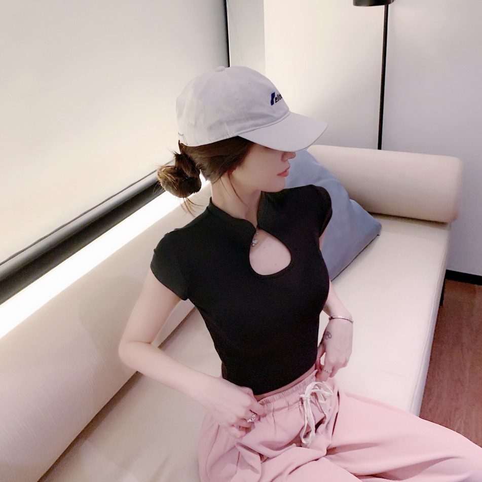 女生头像 半身女头 闺蜜头像 三色堇儿/禁盗