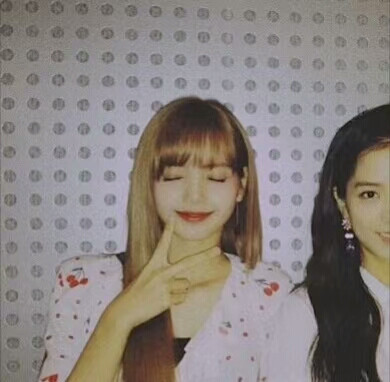 BLACKPINK 闺蜜头像JISOO LISA