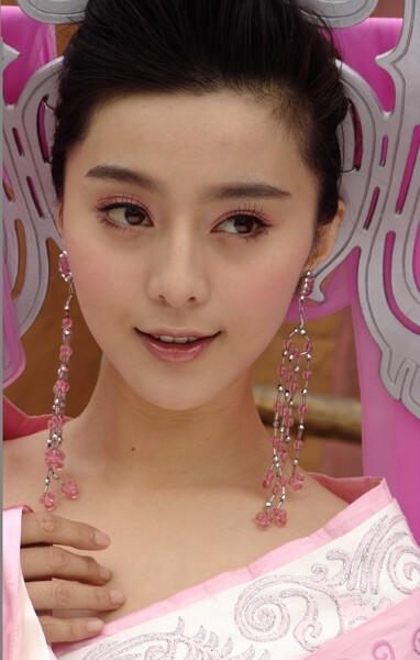 封神榜之凤鸣岐山
范冰冰 饰 苏妲己