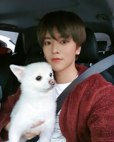 ONEUS 金英助/RAVN
cr.official_oneus