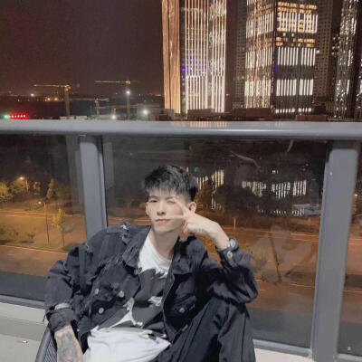 江辰的梦幻城堡♡