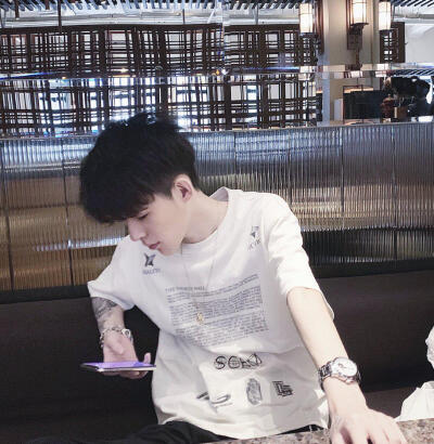 江辰的梦幻城堡♡