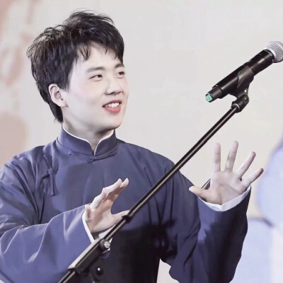 江辞汐.
抱图dd点赞