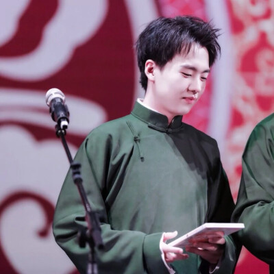 江辞汐.
抱图dd点赞