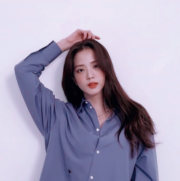 金智秀JISOO
二传标注小亓