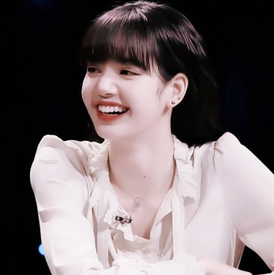 Lisa
方囚
©江纪然