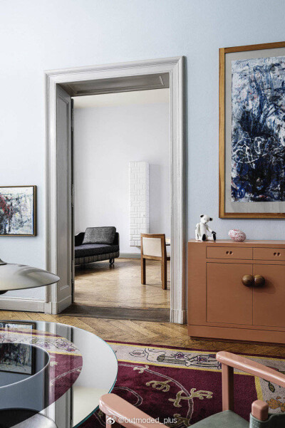 中世纪摩登风格