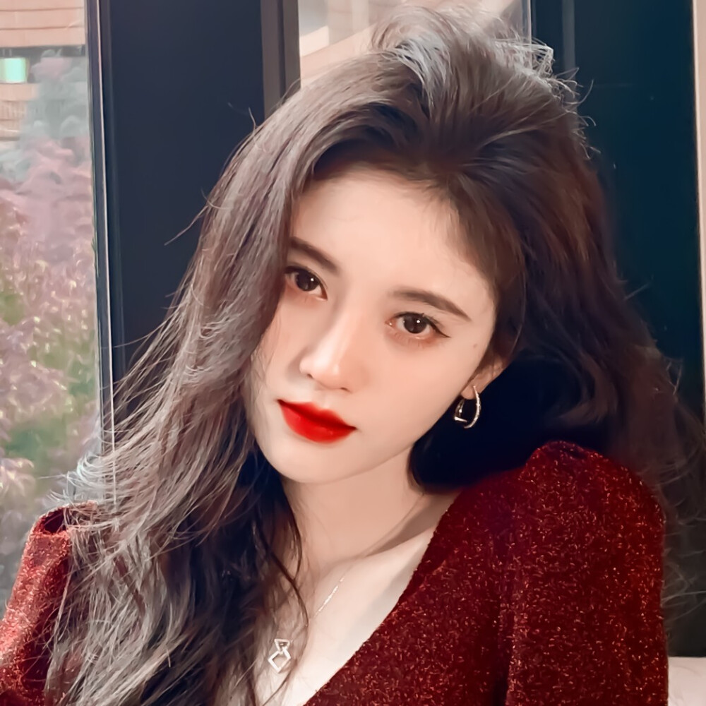  ◆ ◇ RED LIPSTICK