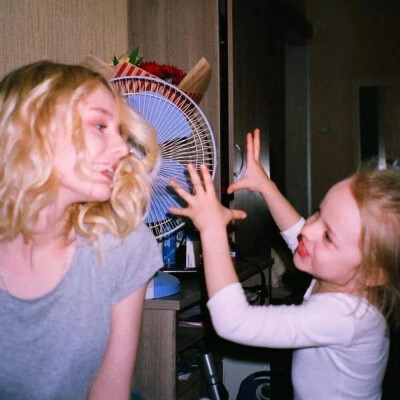 欧美头像：
You are the love of my life❤️