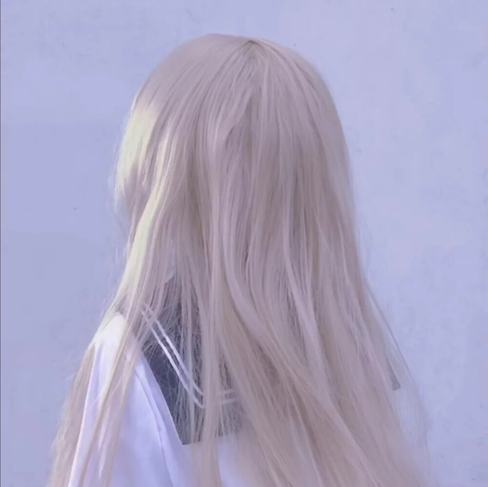 无论年纪多大内心还是会住着小少女
禁商用 礼貌拿图