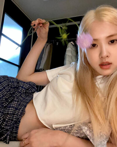 Rosie朴彩英