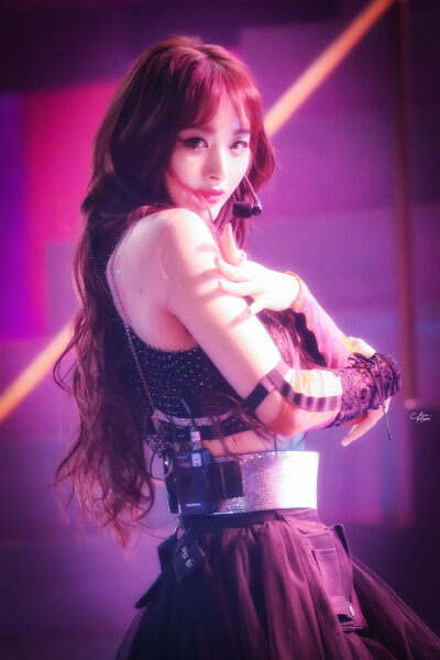 2020.6.18 湖南卫视618晚会
孔雪儿