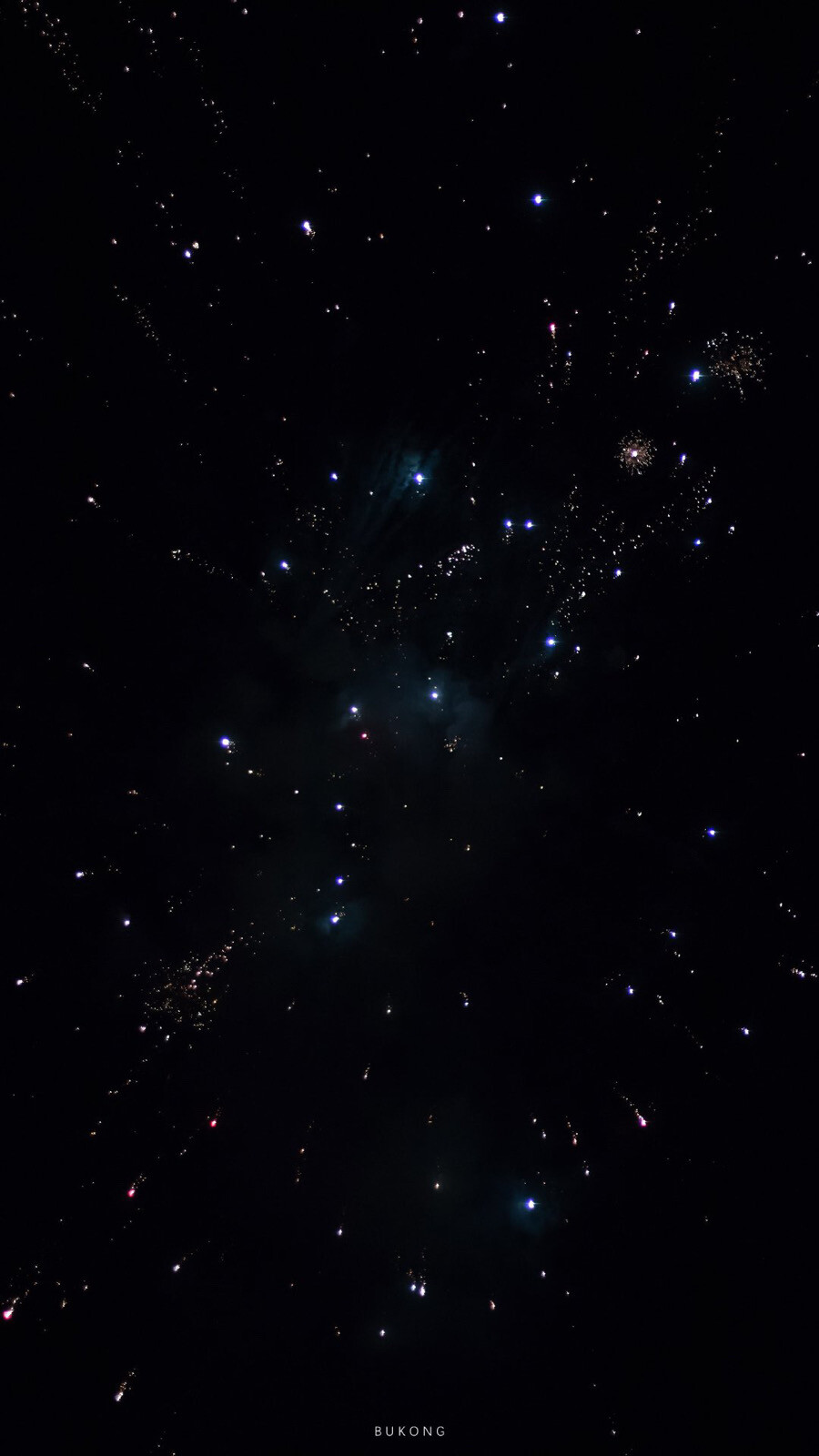 「烟火宇宙」
cr：大圣不空