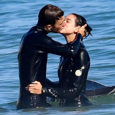 Dua Lipa & Anwar Hadid