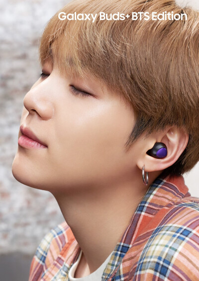 闵玧其
200618 Galaxy Buds + BTS Edition