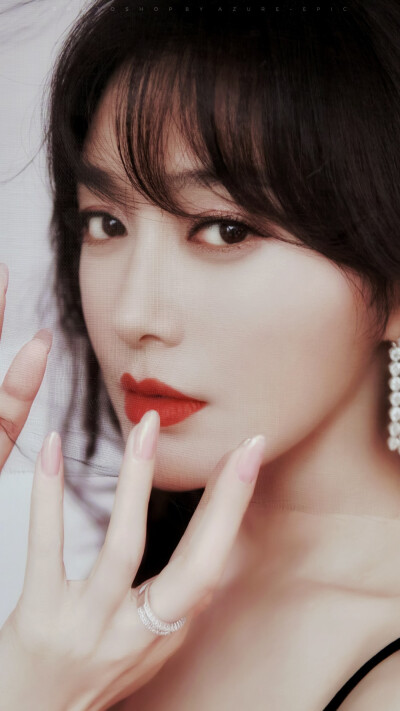 #秦岚#｜ 618晚会
好美好美啊，姐你勾到我了 ​
cr@Azure-epic 