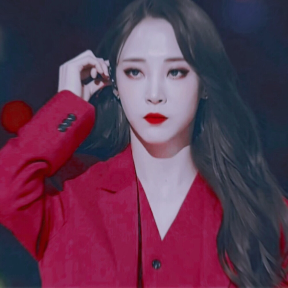 玟星文星伊mamamoo头像自截自调