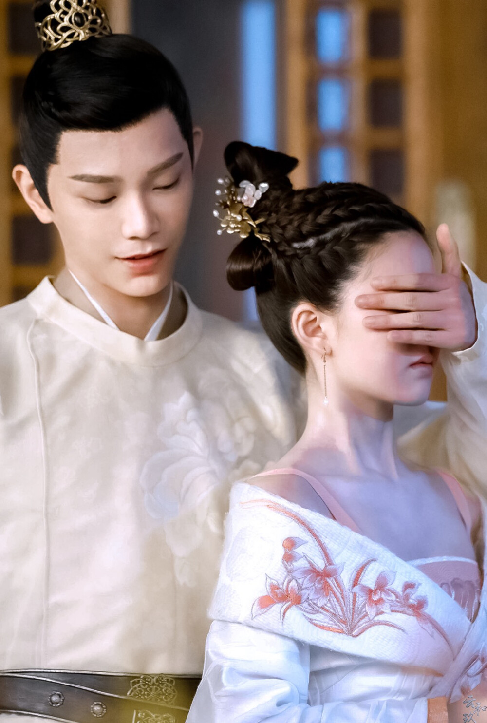 《传闻中的陈芊芊》壁纸，可太甜了