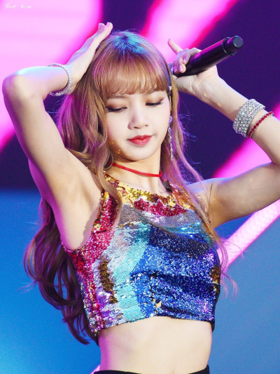 BLACKPINK#Lisa
这次回归美貌值又上升了
真的是人间芭比
爱惨了这女生