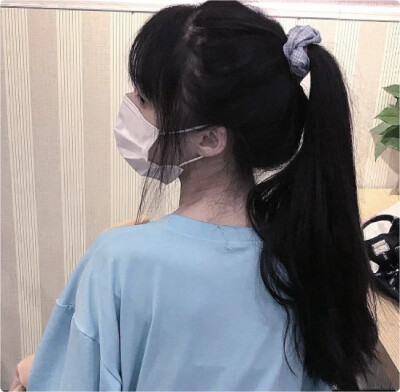 网图女/沈清九。