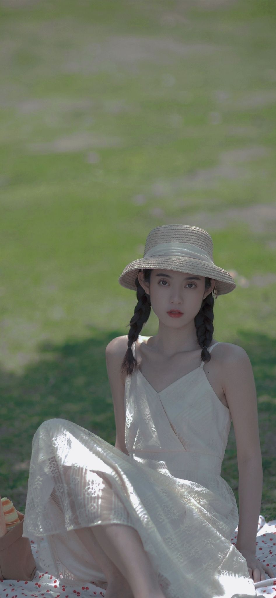 电脑手机壁纸 盛世美颜 偏复古
图源微博 自截 二传注明堆糖乱世桃园理奈娴