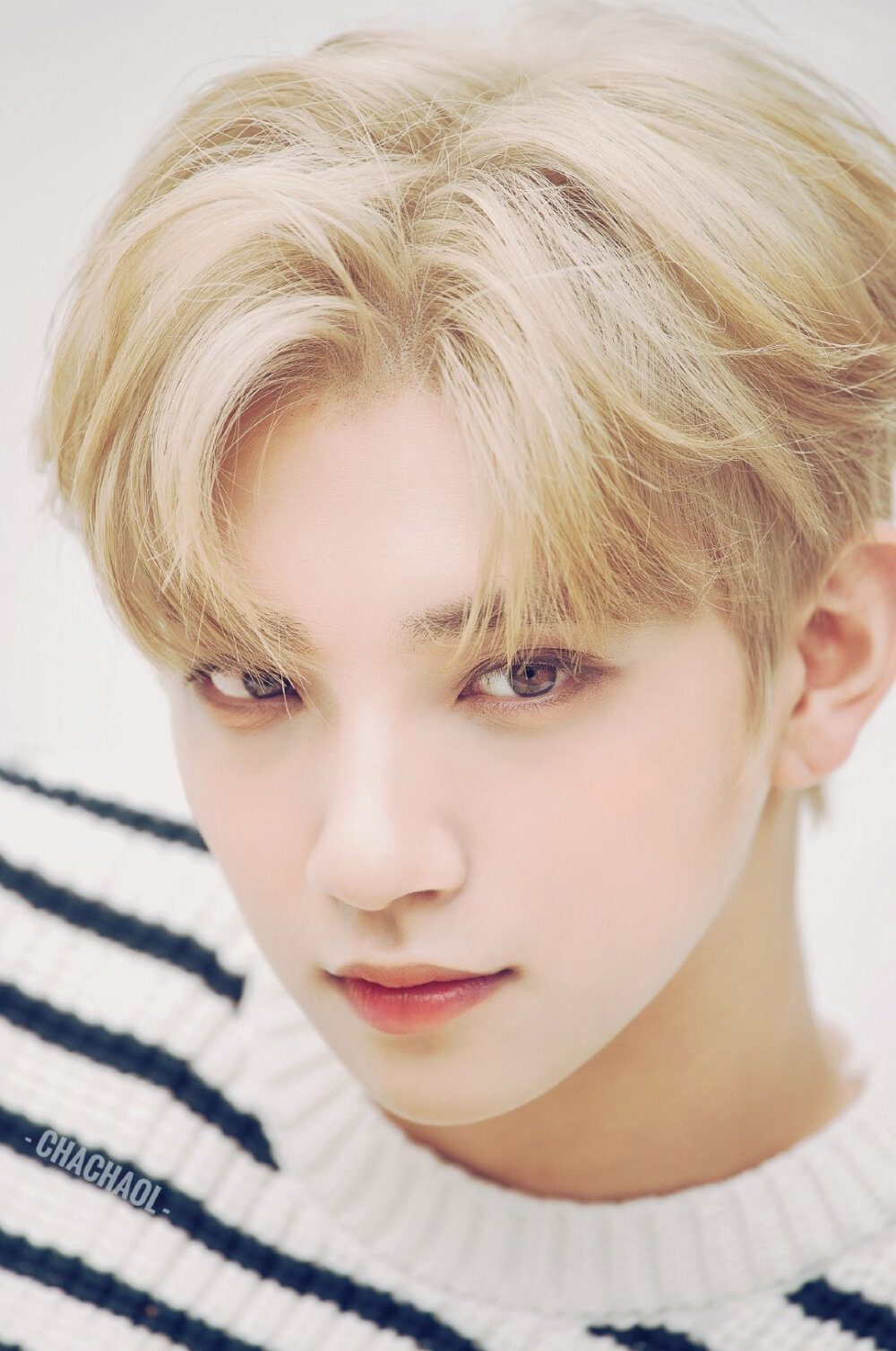 seventeen 洪知秀 joshua 教堂哥哥