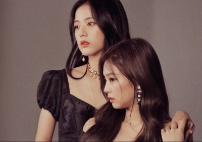 Jisoo & Jennie