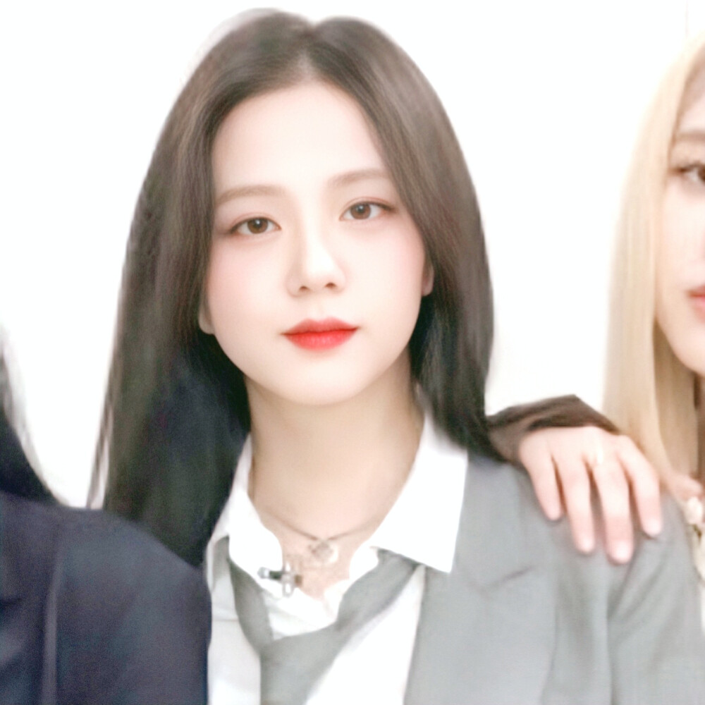 ROSÉ×JISOO×JENNIE×LISA
BLACKPINK团头