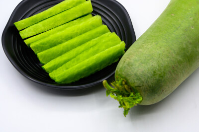 萝卜 青萝卜 植物 农作物 生食 食物 食材 食品 蔬菜 辛辣 清爽 美味 汁液 绿色 青色 低热量 健康食品 有机食品 膳食纤维 营养 绿色食品 食物原料 膳食 减肥 瘦身 开胃 绿皮萝卜 中国萝卜 沙窝萝卜 葛沽萝卜 翘头青…