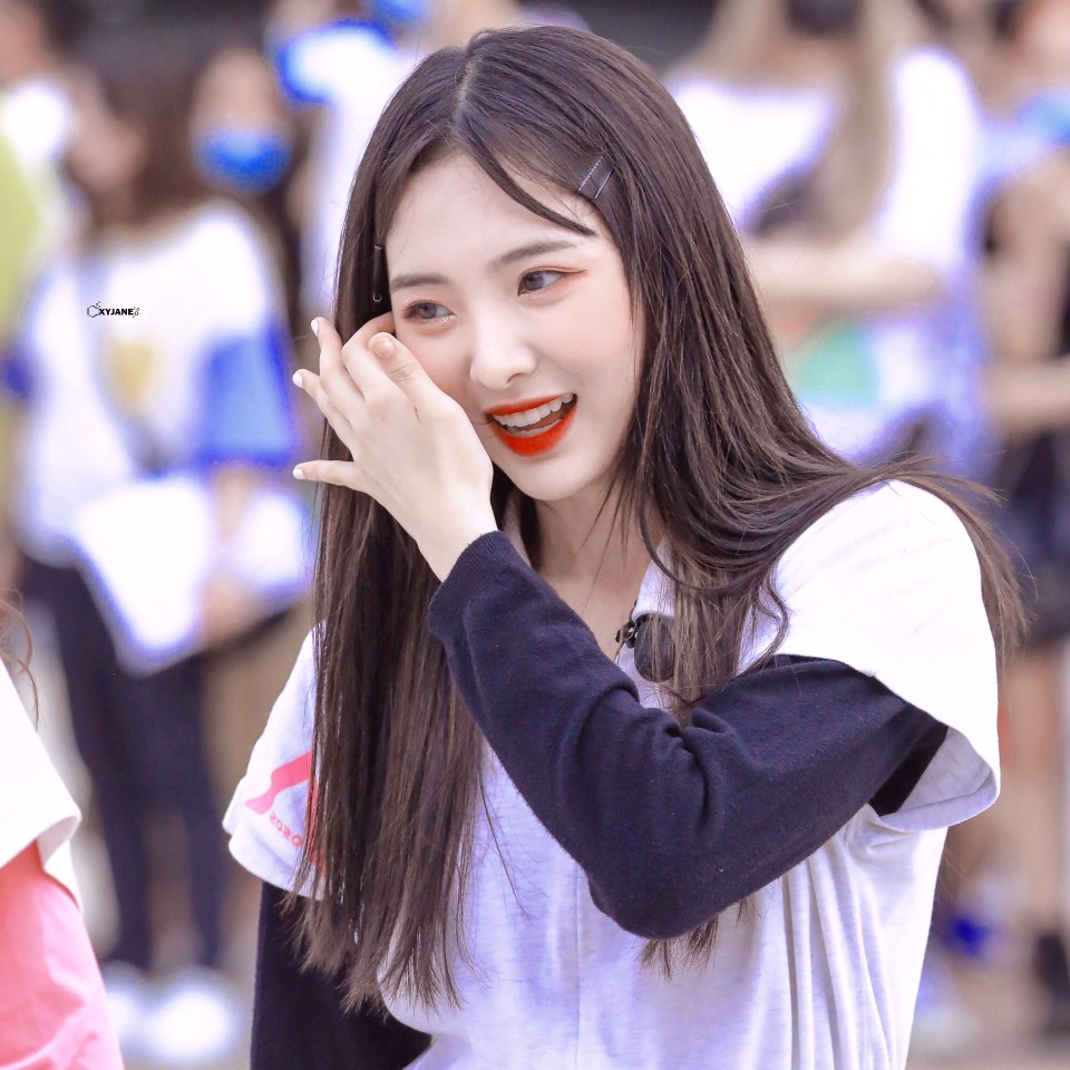  郑乃馨：《着迷》
-OXYJANE
