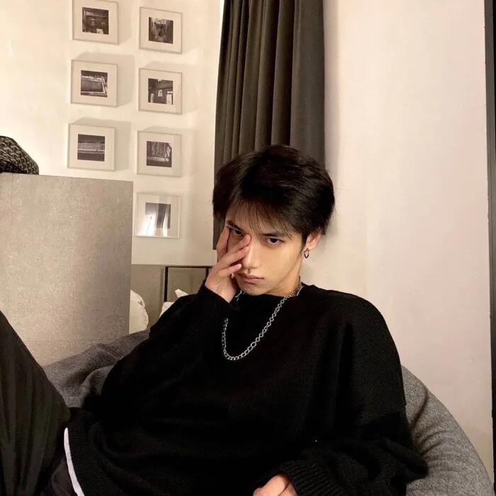 【男头像杂烩】男生头像#遮挡#宠物#唯美韩国#小清新#伤感#帅气#高清#暖男#欧美#霸气ᵎ鲜肉#By沐晴