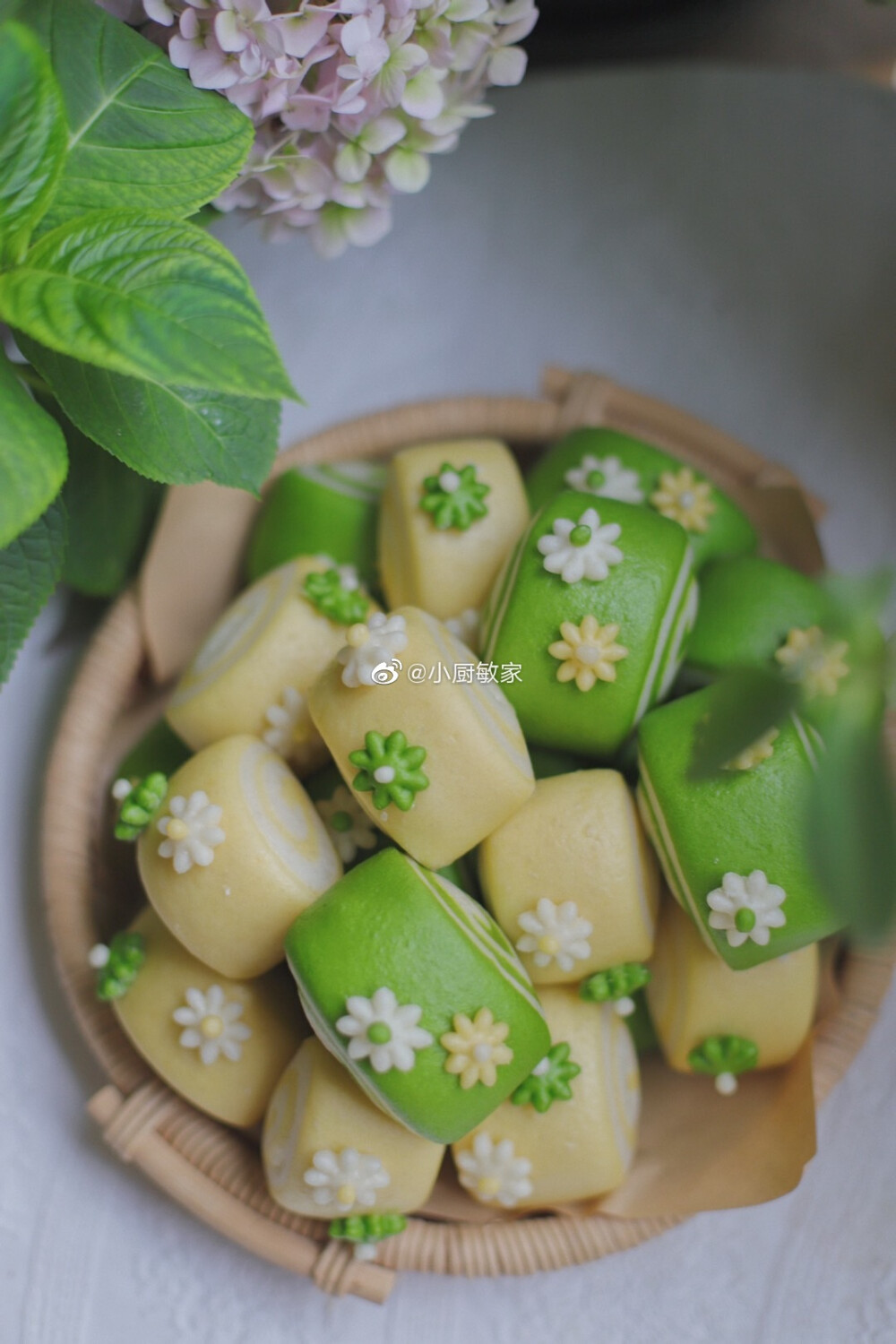 作者见水印
又双叒叕做了刀切馒头
菠菜味&南瓜味 ?[/cp]