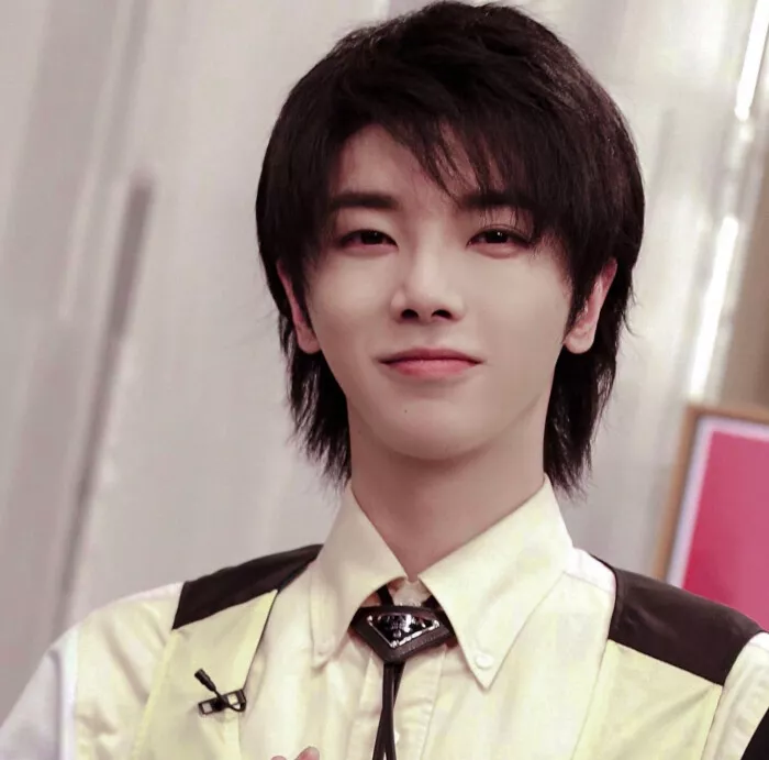 ♡华晨宇♡ 花花
头像