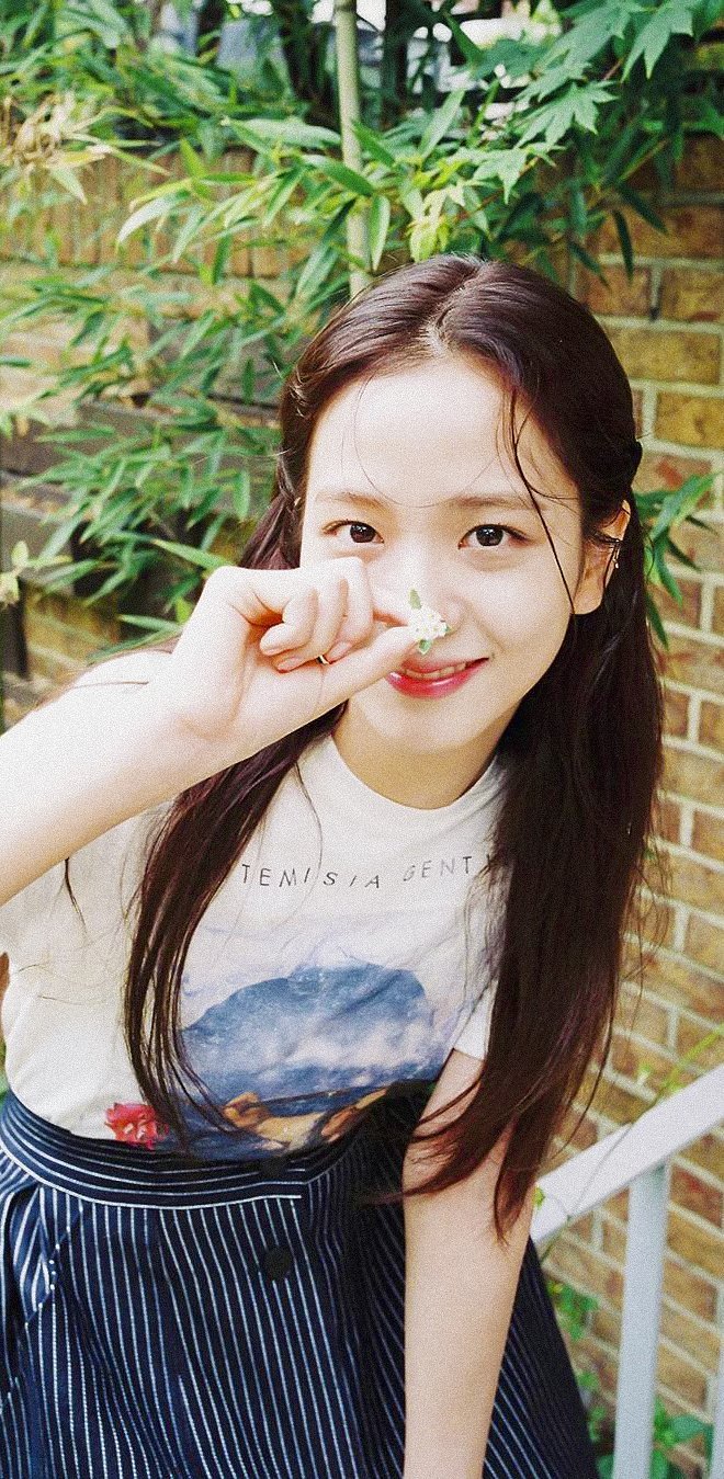 BLACKPINK JISOO