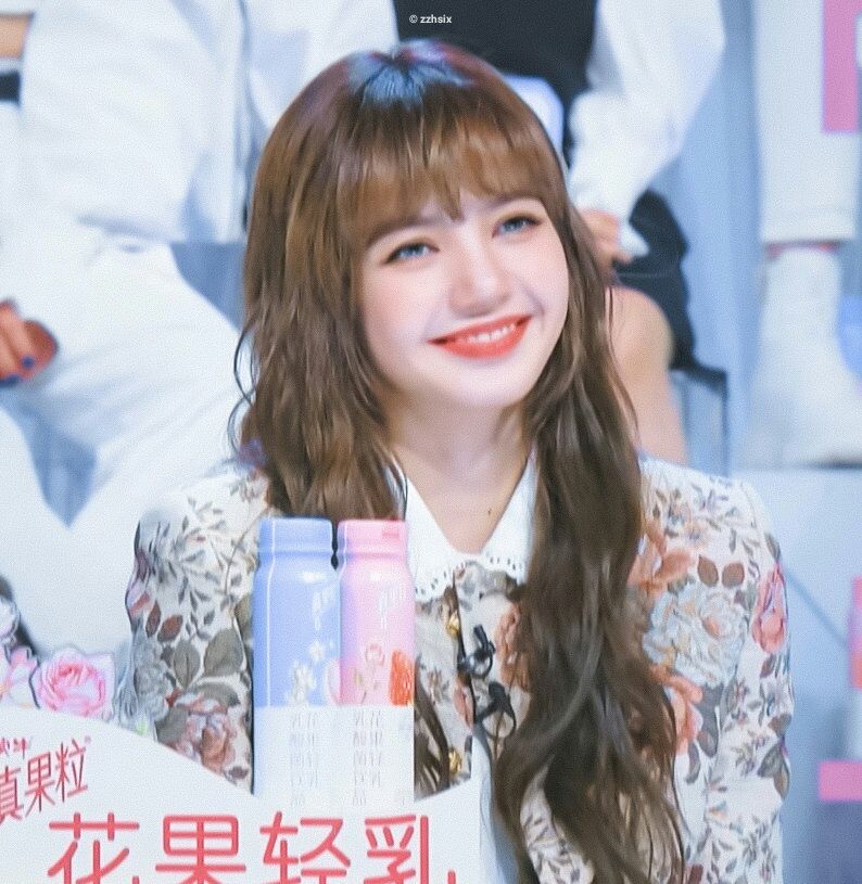 自截图[青春有你2]甜甜的沙梨子[头像]
禁二改,禁盗图,拿图请艾特我
@zzhsix