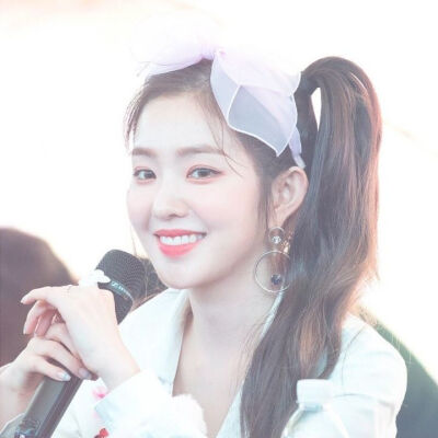 裴珠泫
by荣丝软桃