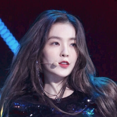 裴珠泫
by荣丝软桃