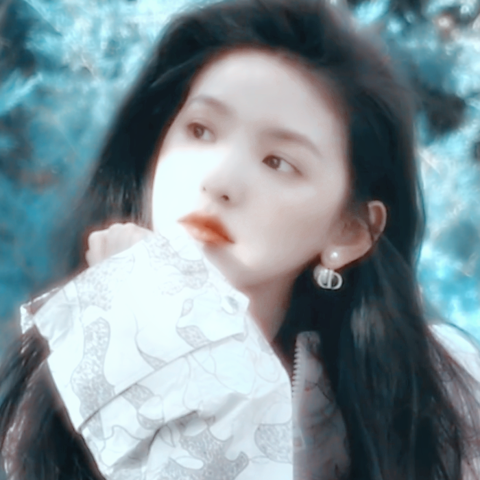 章若楠
◎原江芷