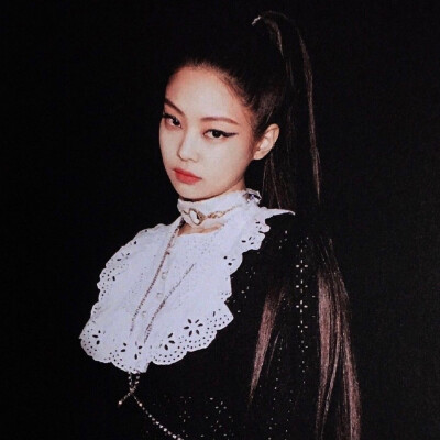 JENNIE