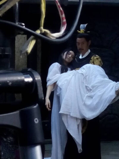 武媚娘传奇
范冰冰 饰 武媚娘
张丰毅 饰 李世民