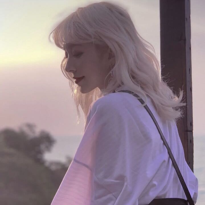 女头优质
真人，粉色，部位，露脸
神仙头像