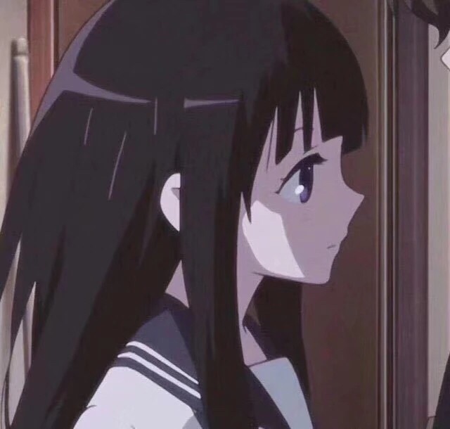 别坠入爱河了，捞不动你，你会溺死的