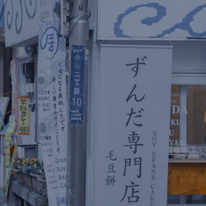 原江晞_禁二改二传
©Aylin
金硕珍_抱图dd
“听过一个故事”
“一个男人说：这里有十二支花”
“如果全部枯萎我就不爱你了”
“可是这些花十一支是真一支是假”
“这些令人羡慕的爱情我从来都没有”