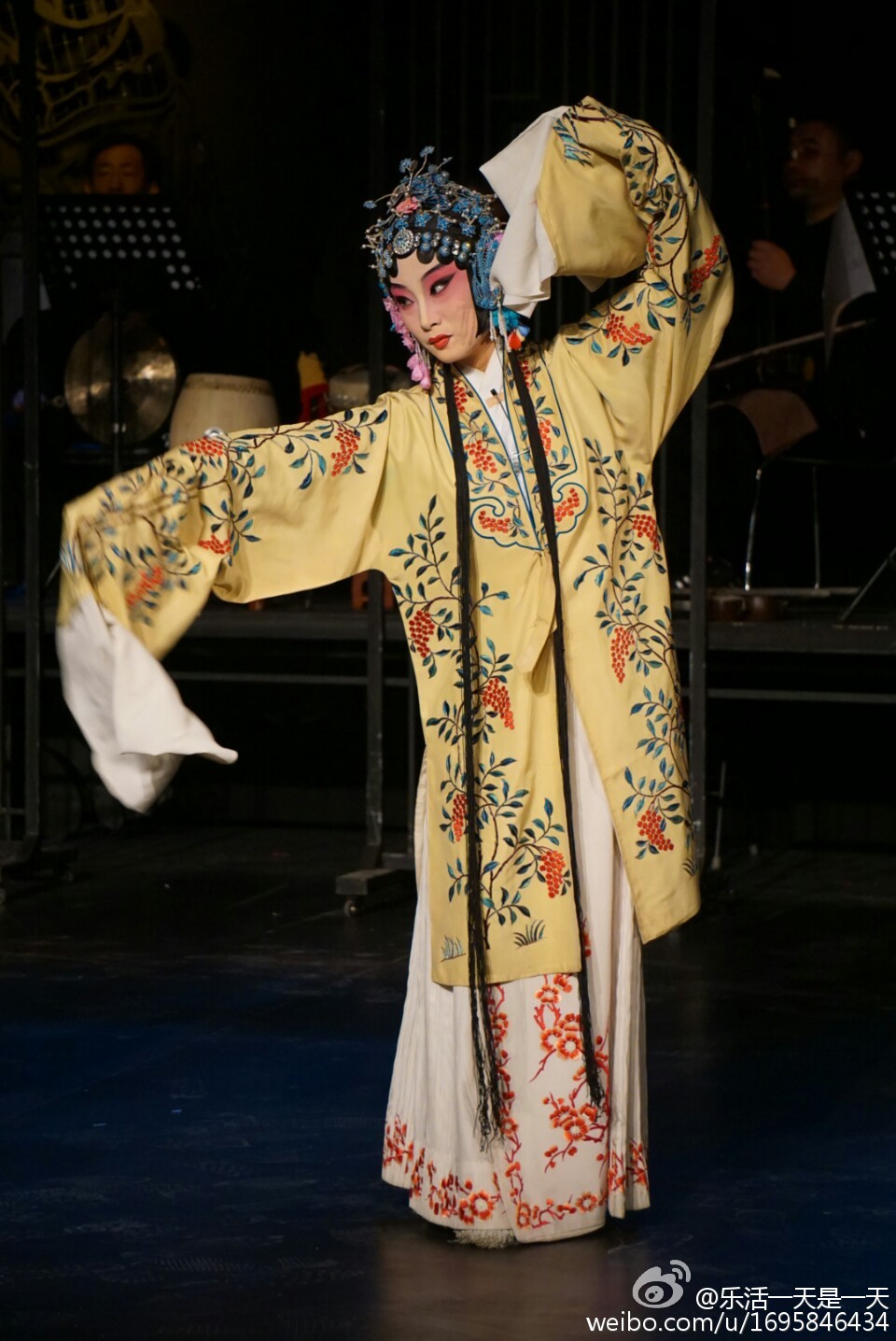 繁星戏剧村演出中国评剧院演出的评剧《周仁… - 堆糖，美图壁纸兴趣社区