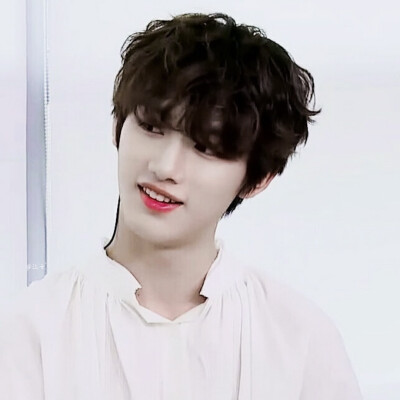 丁程鑫头像
二传标dt江亓